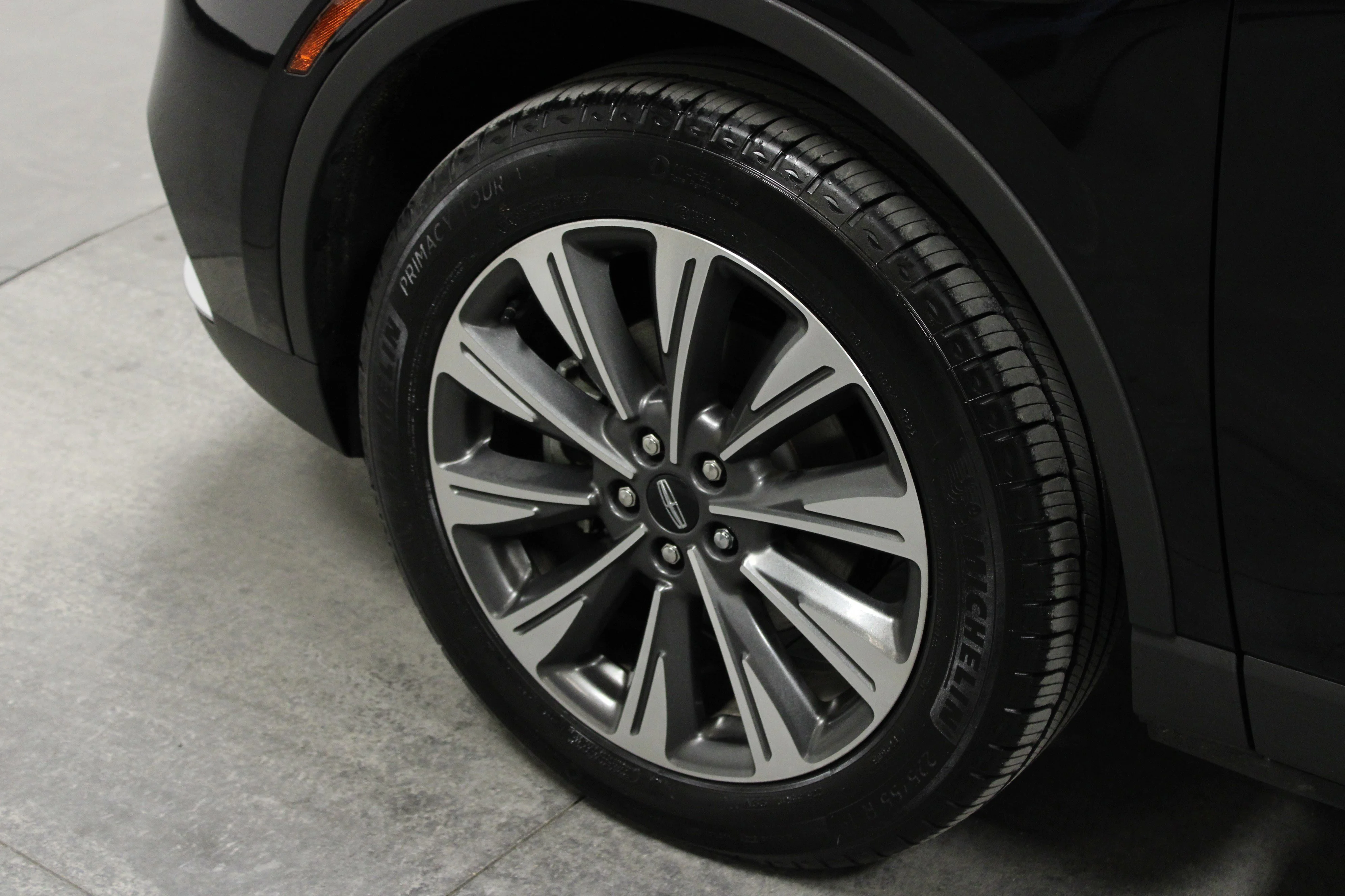 Used 2022 Black Metallic Lincoln Reserve image 10
