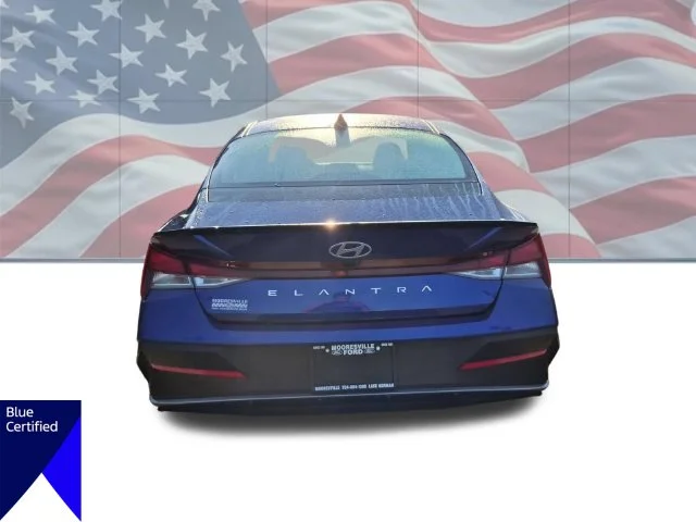 Used 2025 Blue Hyundai SEL Sport image 5