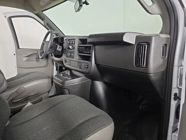 Used 2024 Summit White Chevrolet WT image 17