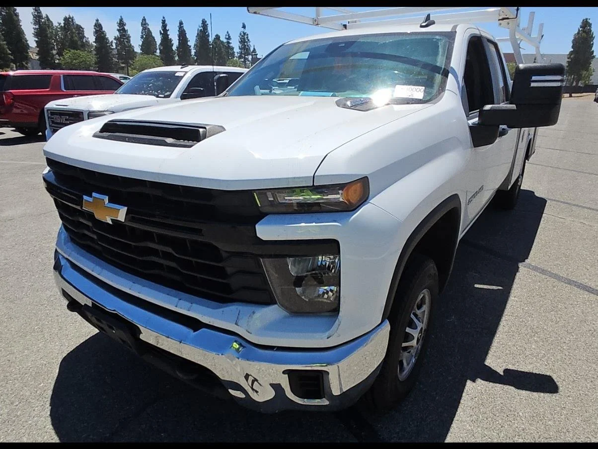 Used 2024 Summit White Chevrolet WT image 1