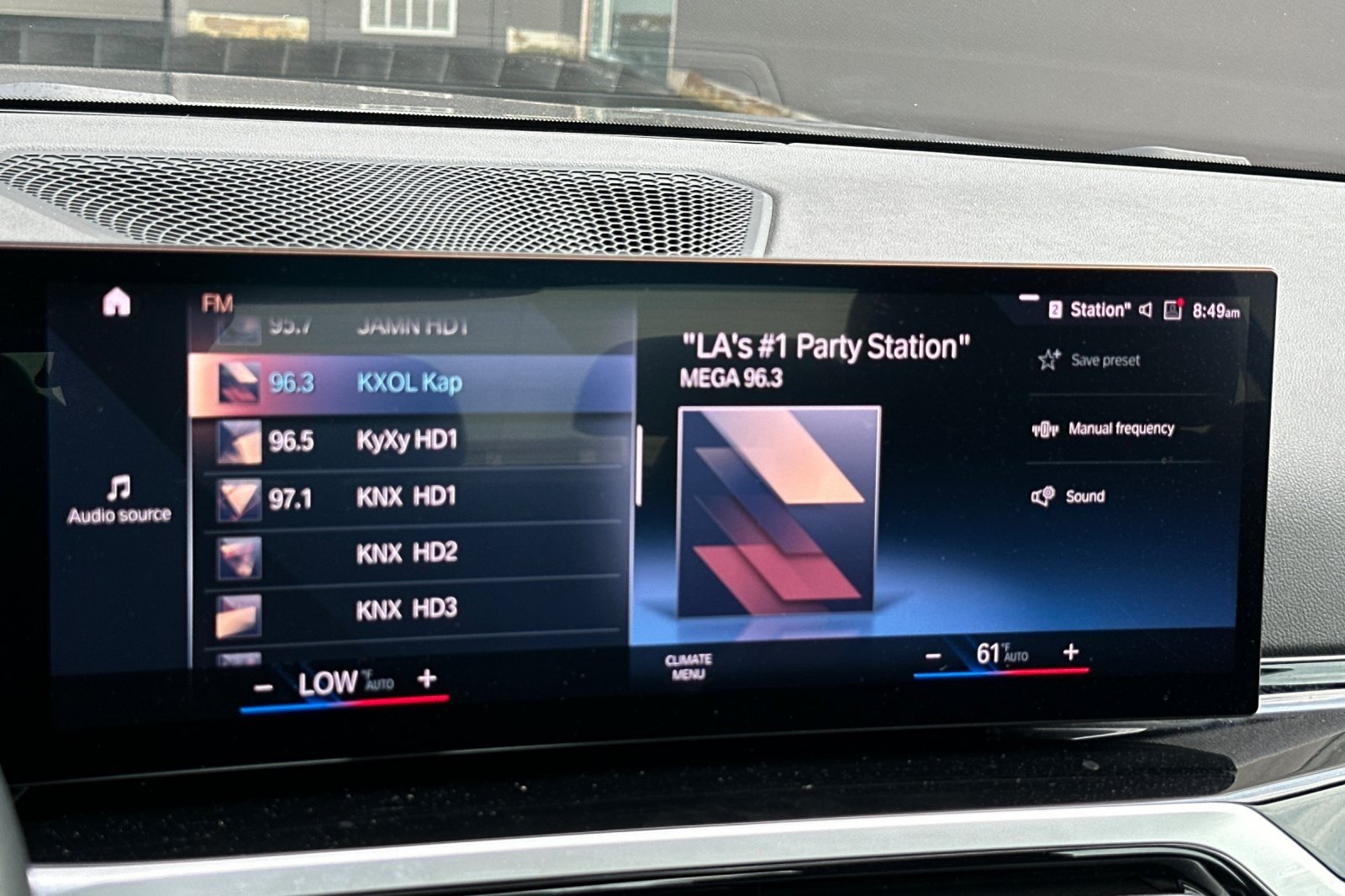 Used 2024 Skyscraper Grey Metallic BMW 330i image 16