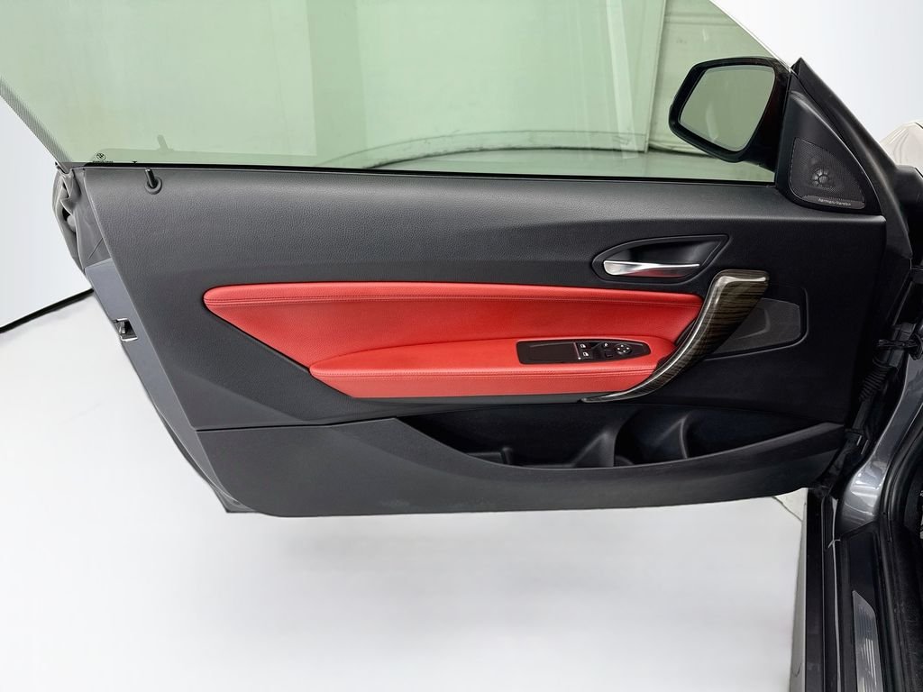 Used 2018 Mineral Gray Metallic BMW M240i xDrive image 23