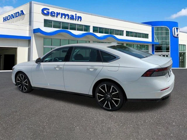 New 2026 Platinum White Pearl Honda Touring image 5