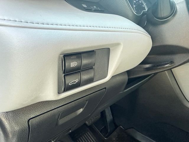Used 2021 White Toyota LE image 16