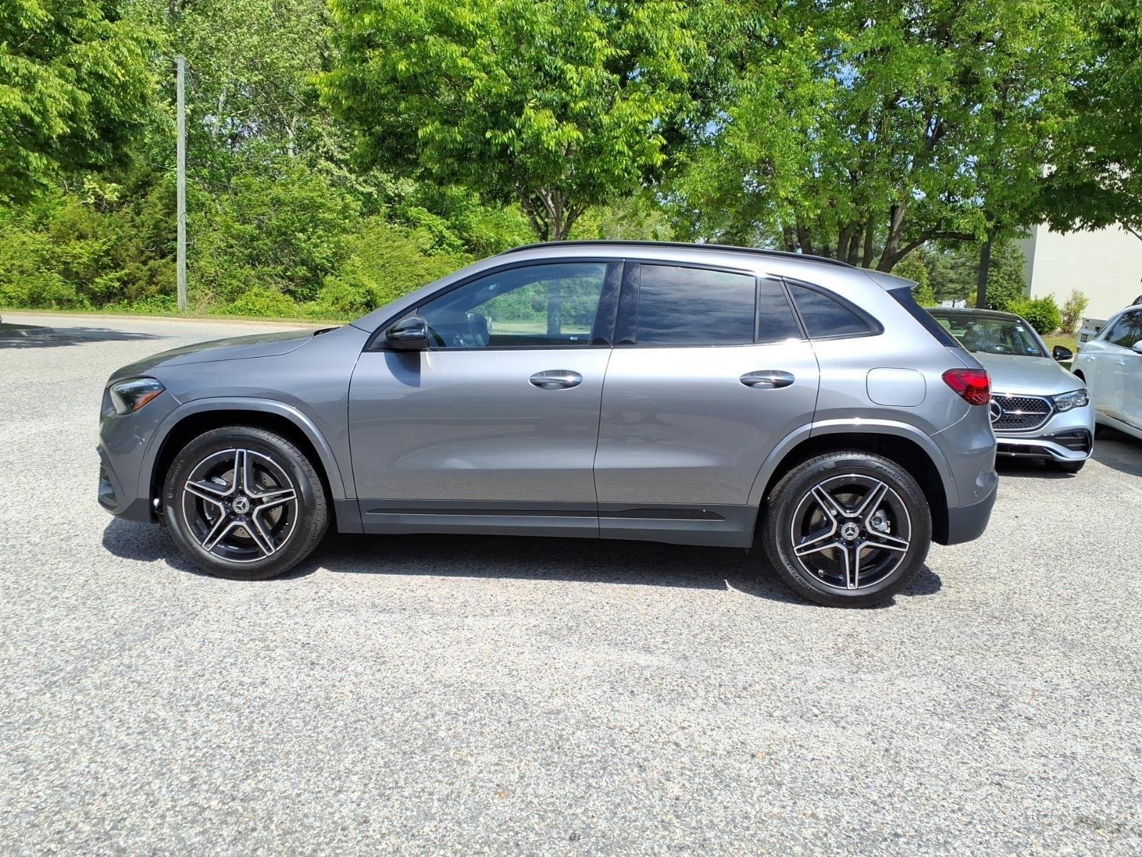 New 2026 Mountain Grey Metallic Mercedes-Benz GLA 250 image 10