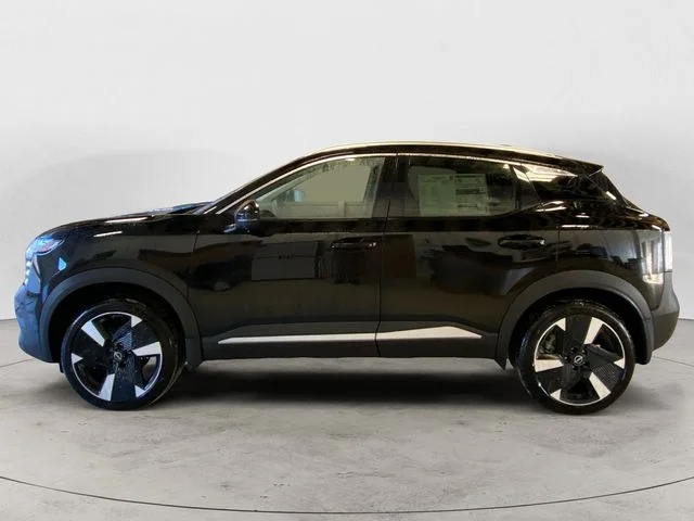 New 2026 Black Nissan SR image 2