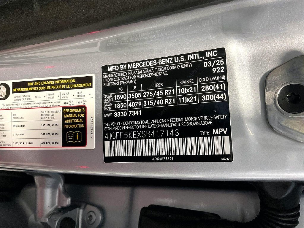 Used 2025 Silver Mercedes-Benz GLS 450 image 37