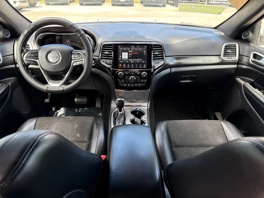 Certified Used 2021 White Jeep Laredo X image 5