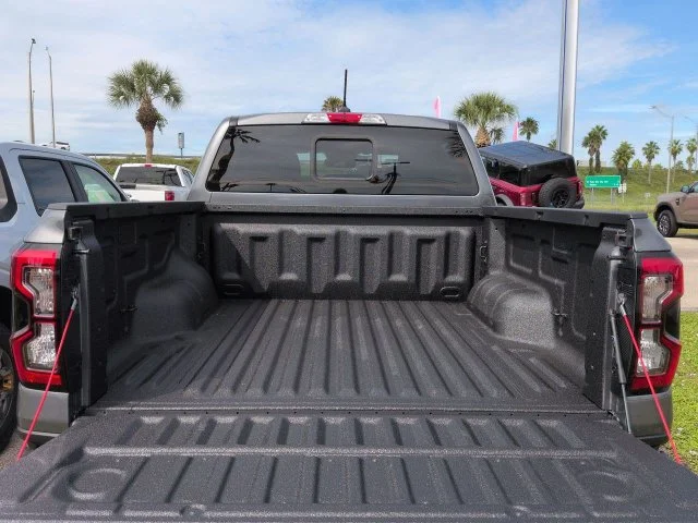 New 2026 Carbonized Gray Metallic Ford XLT image 13