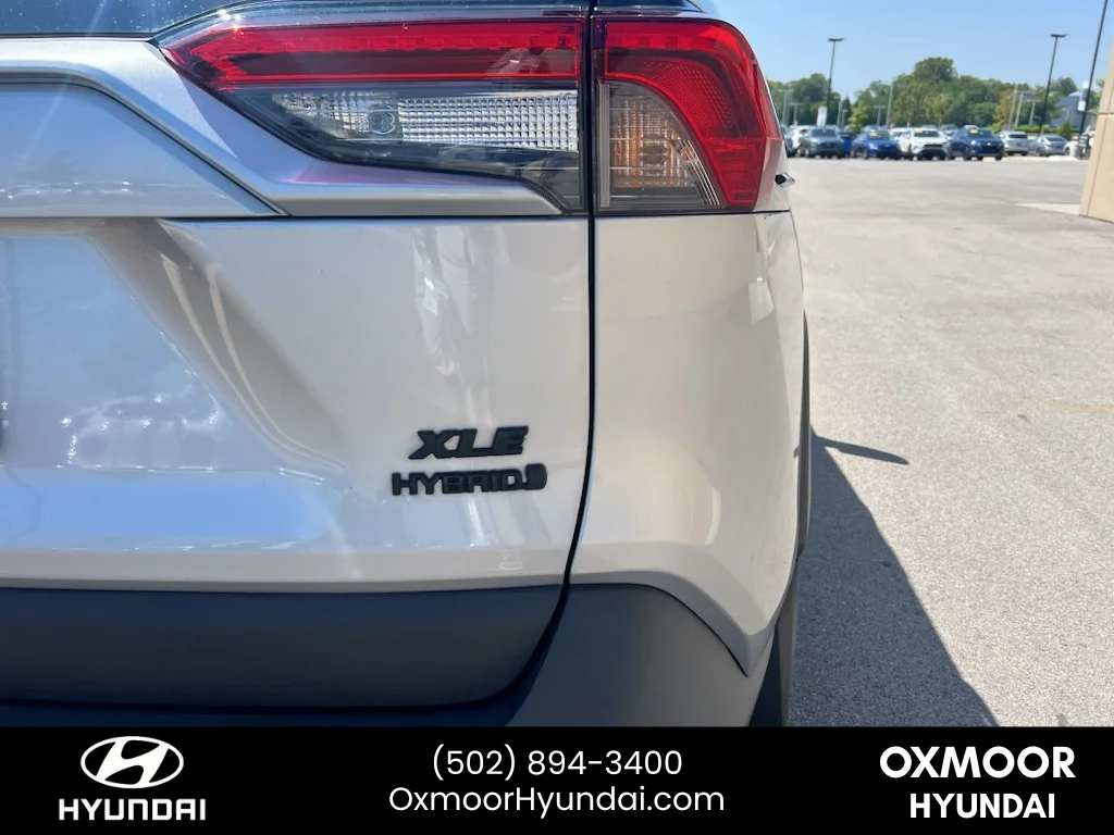 Used 2023 Silver Sky Metallic Toyota Hybrid XLE image 18