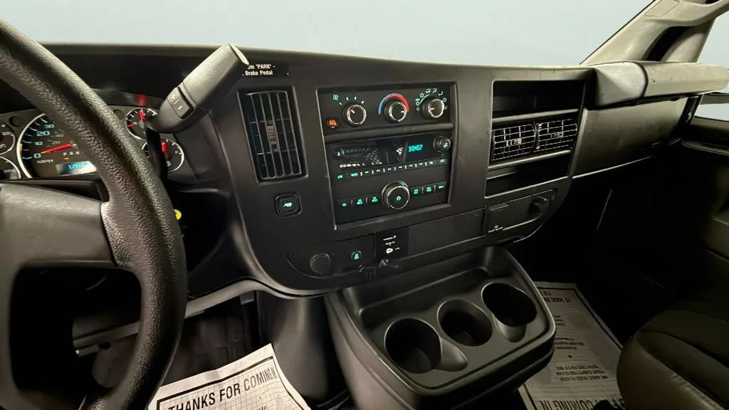 Used 2024 Summit White Chevrolet WT image 21