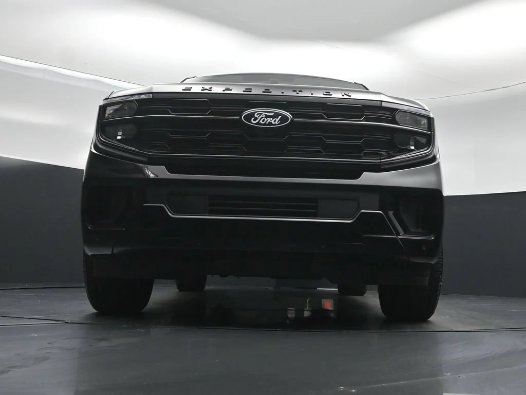 New 2027 Agate Black Metallic Ford Platinum image 44
