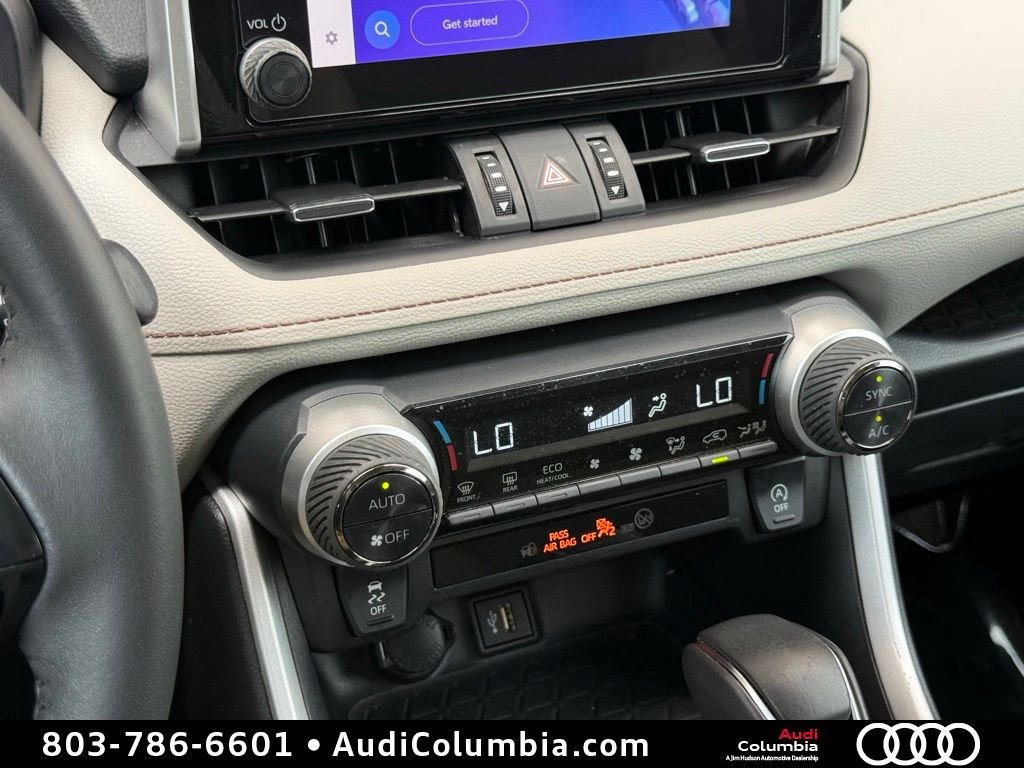 Used 2025 Beige Toyota XLE Premium image 34