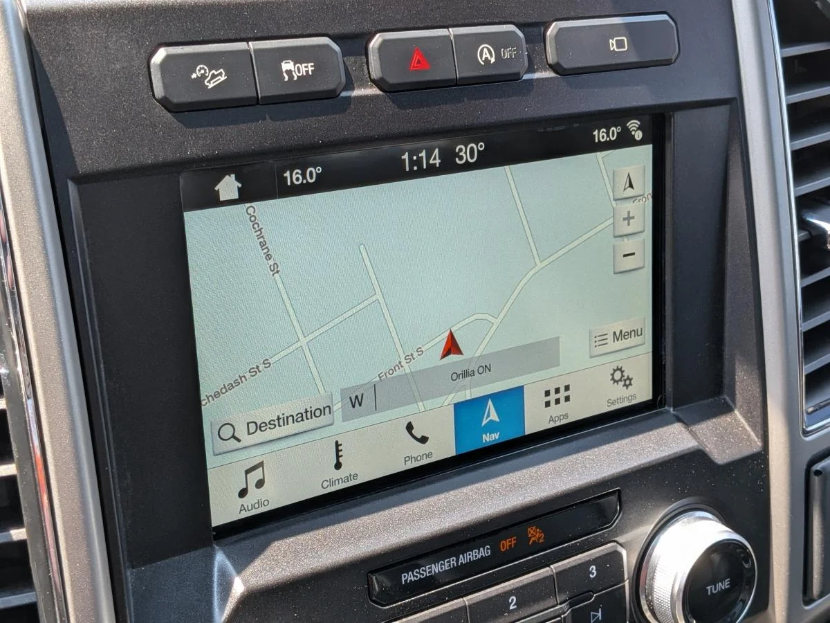 Used 2017 Grey Ford 4WD SuperCrew 145" Lariat image 25