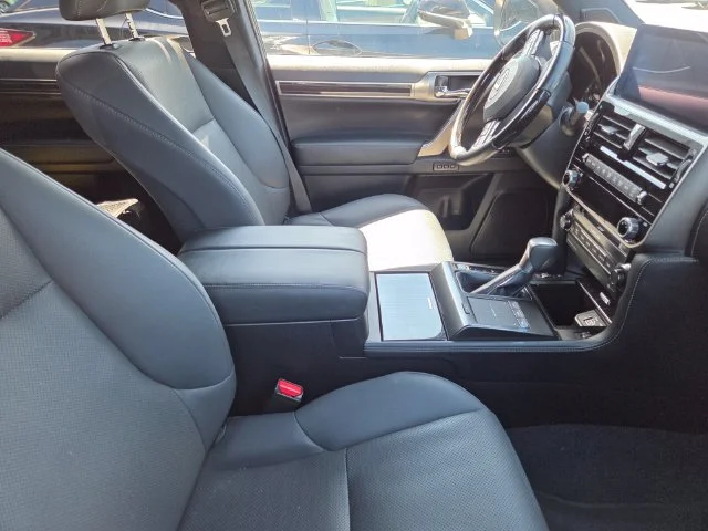 Used 2022 Silver Lexus 460 image 5