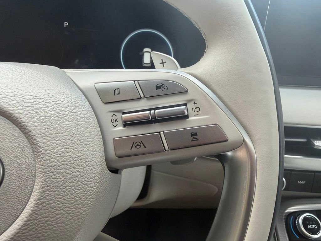 Used 2024 Hyper White Hyundai Calligraphy image 19