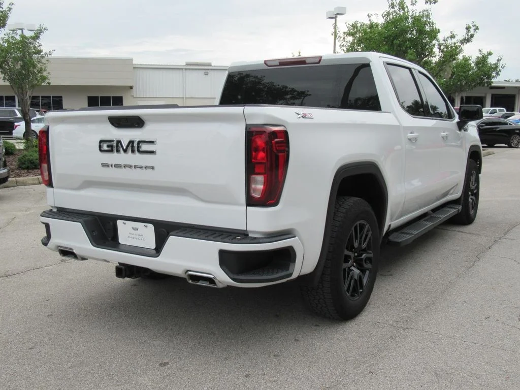 Used 2024 White GMC Elevation image 6