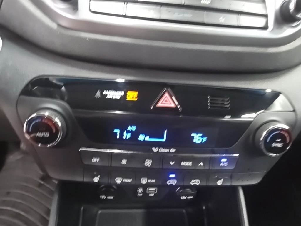 Certified Used 2018 Silver Hyundai SEL Plus image 27