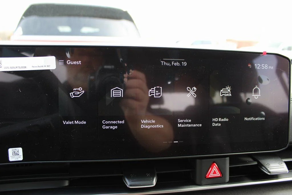 New 2026 White Kia EX image 32