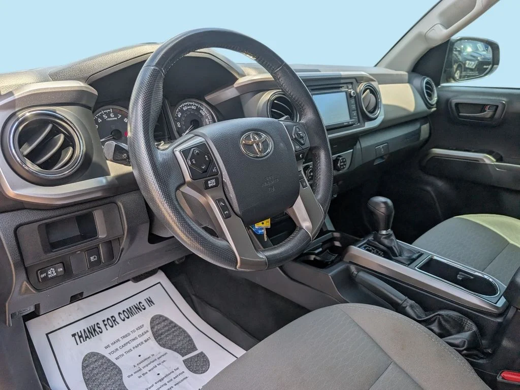 Used 2019 Black Toyota SR5 image 41