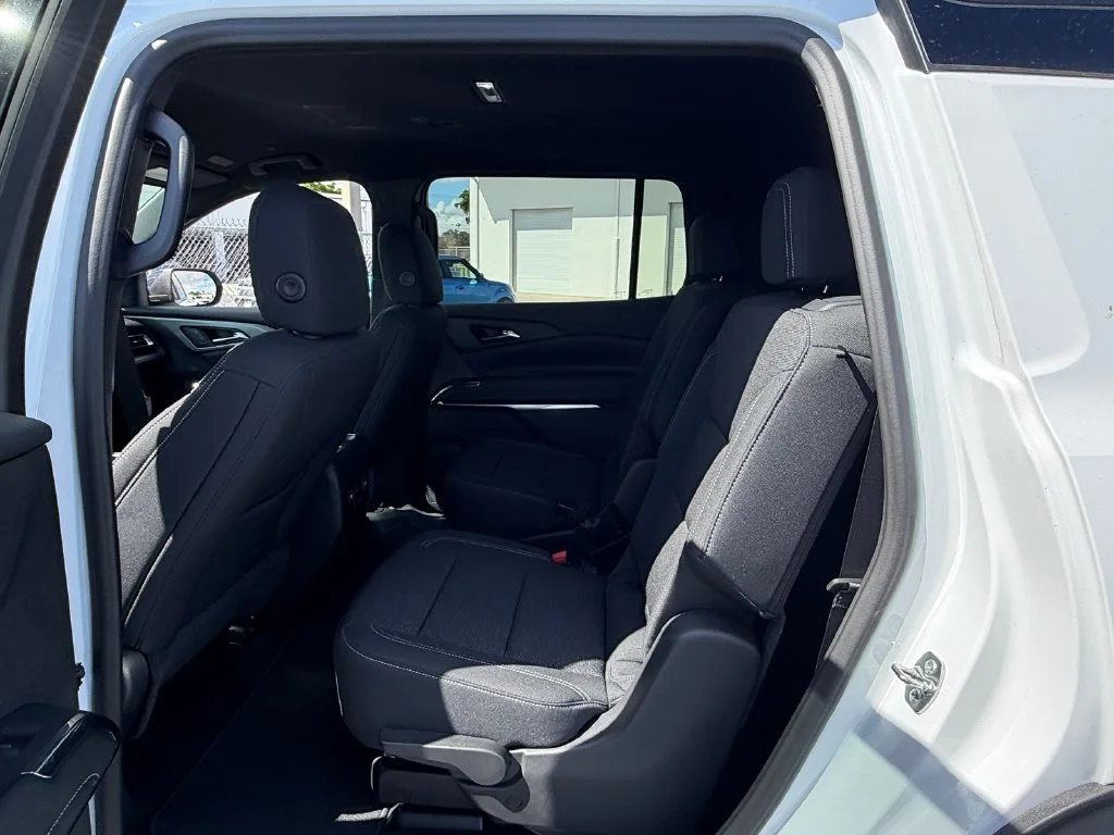 New 2026 Summit White Chevrolet LT image 10
