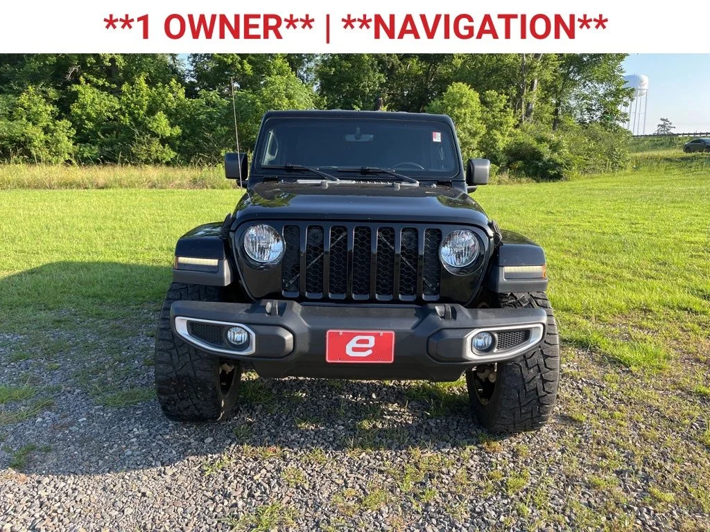 Used 2020 Black Jeep Sport image 2
