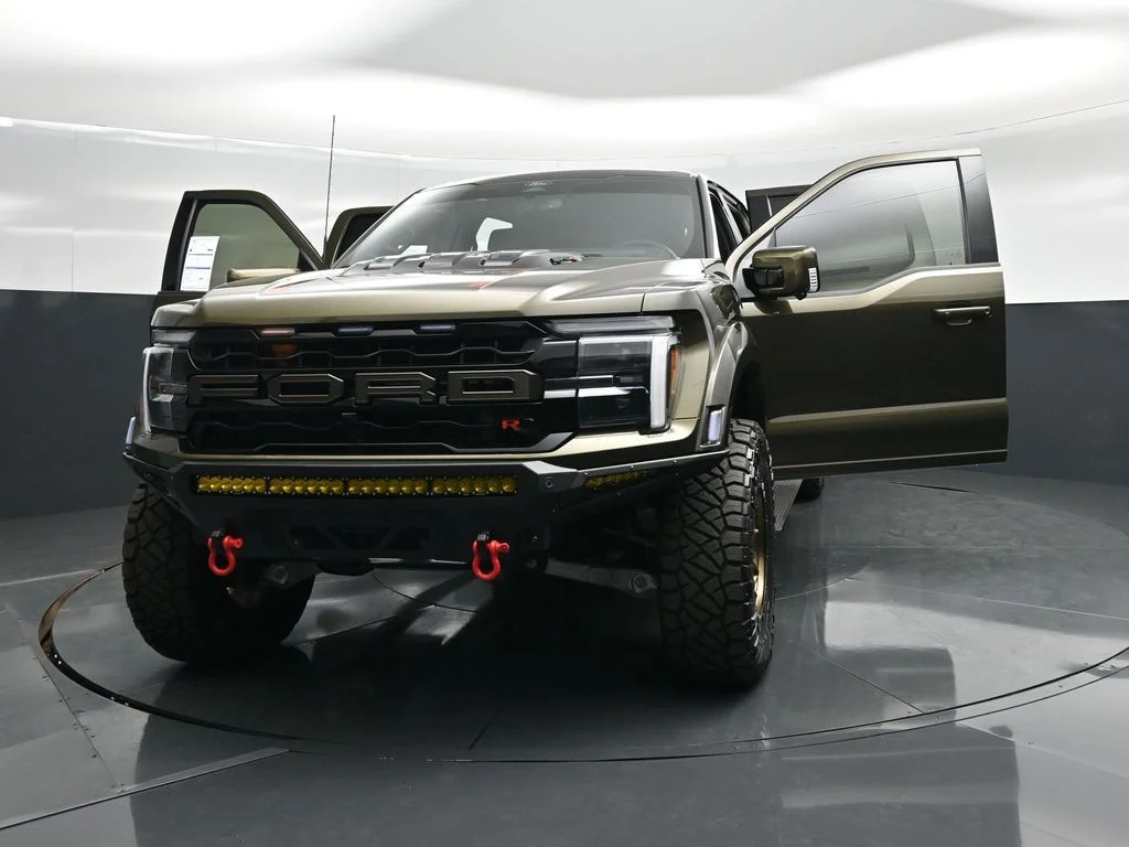 Certified Used 2025 Green Ford Raptor image 32