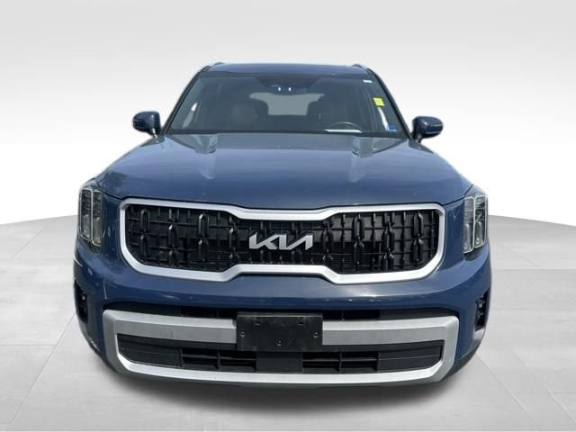 Used 2024 Black Kia EX image 11
