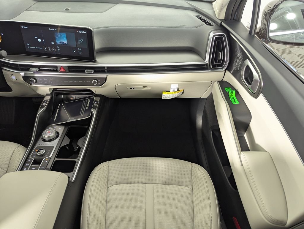 New 2026 Cityscape Green Kia EX image 16