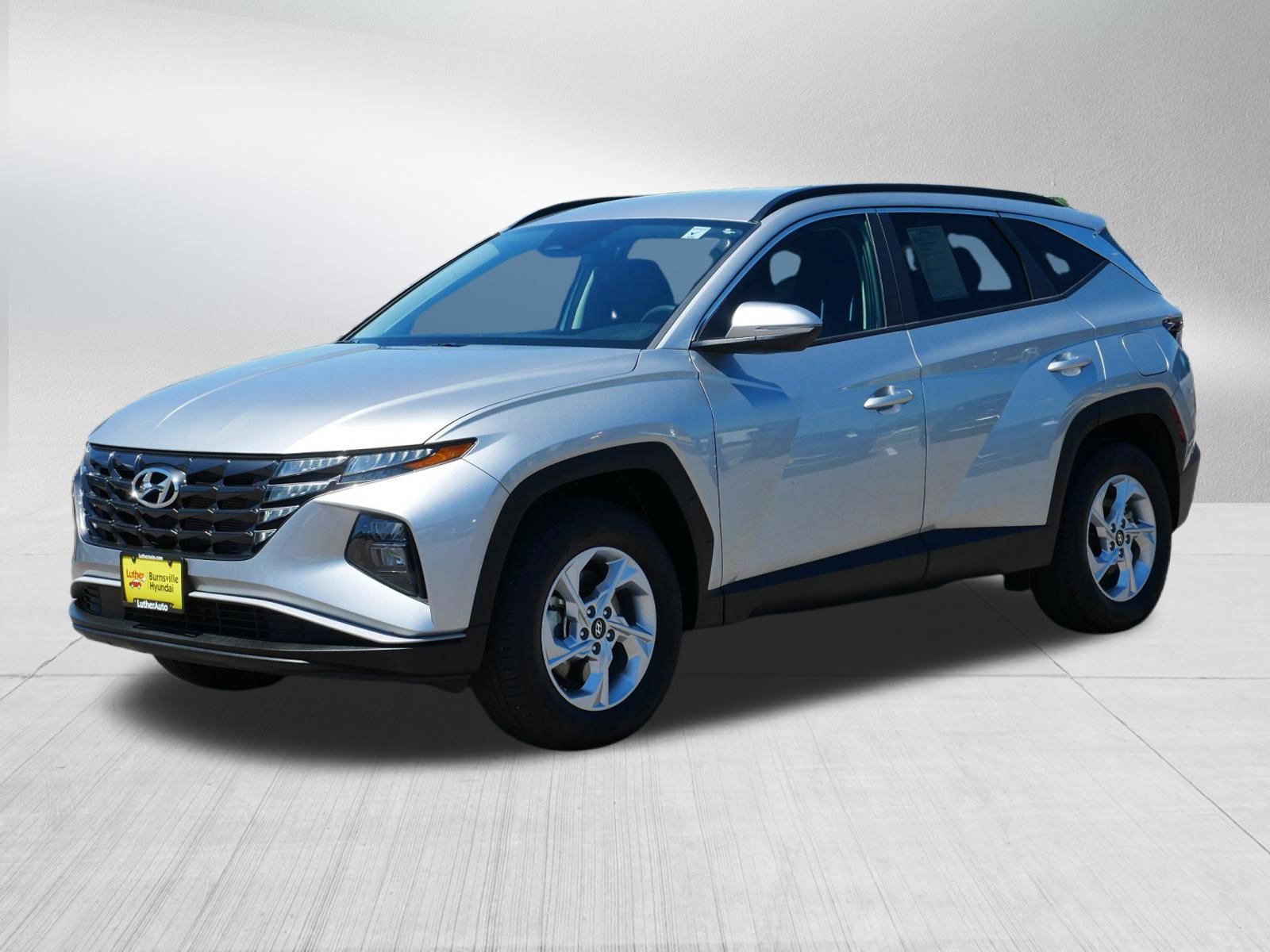 Certified Used 2023 Shimmering Silver Hyundai SEL image 3