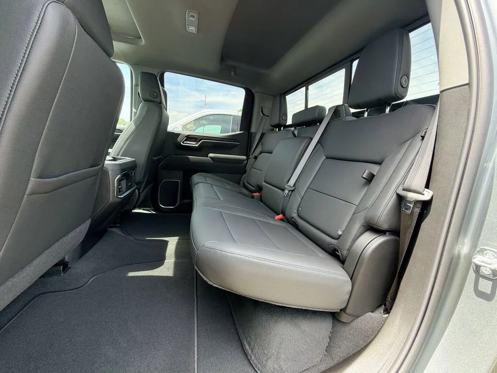 2026 GMC Sierra 1500 SLT - Photo 34