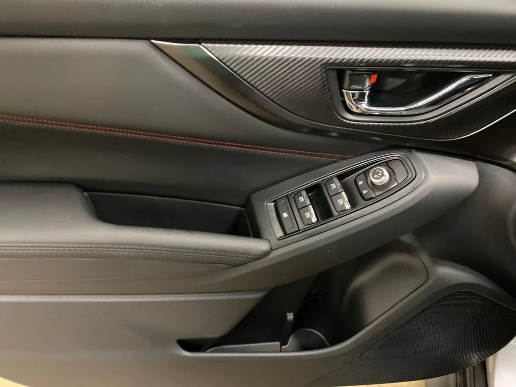 New 2026 ICE SILVER METALLIC Subaru Premium image 8