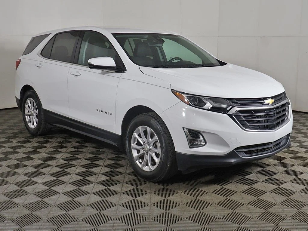 Used 2019 Chevrolet Equinox 2FL with VIN 3GNAXJEV4KS640953 for sale in Parma, OH