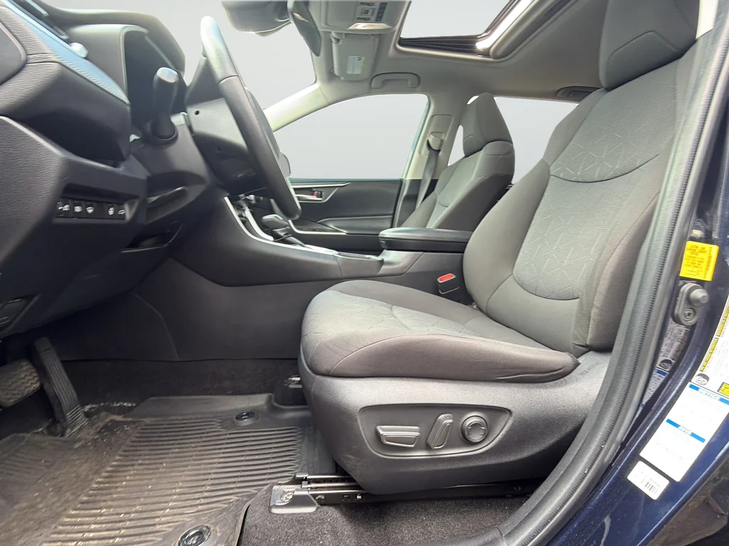 Used 2022 Blue Toyota XLE image 12