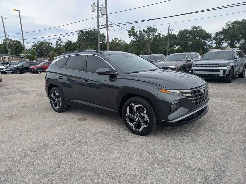 Used 2022 Gray Hyundai SEL image 1