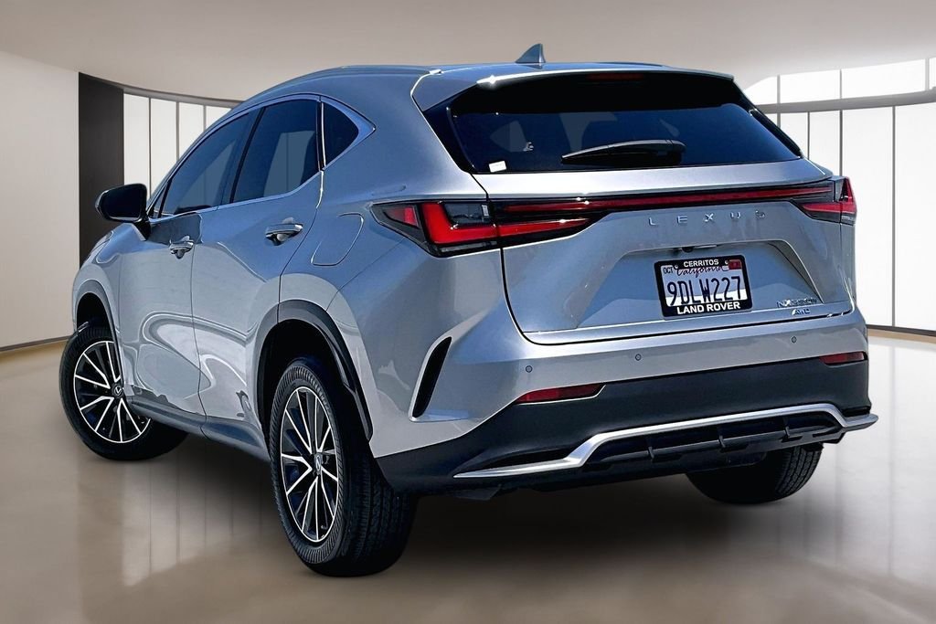 Used 2022 Atomic Silver Lexus 350h Premium image 4