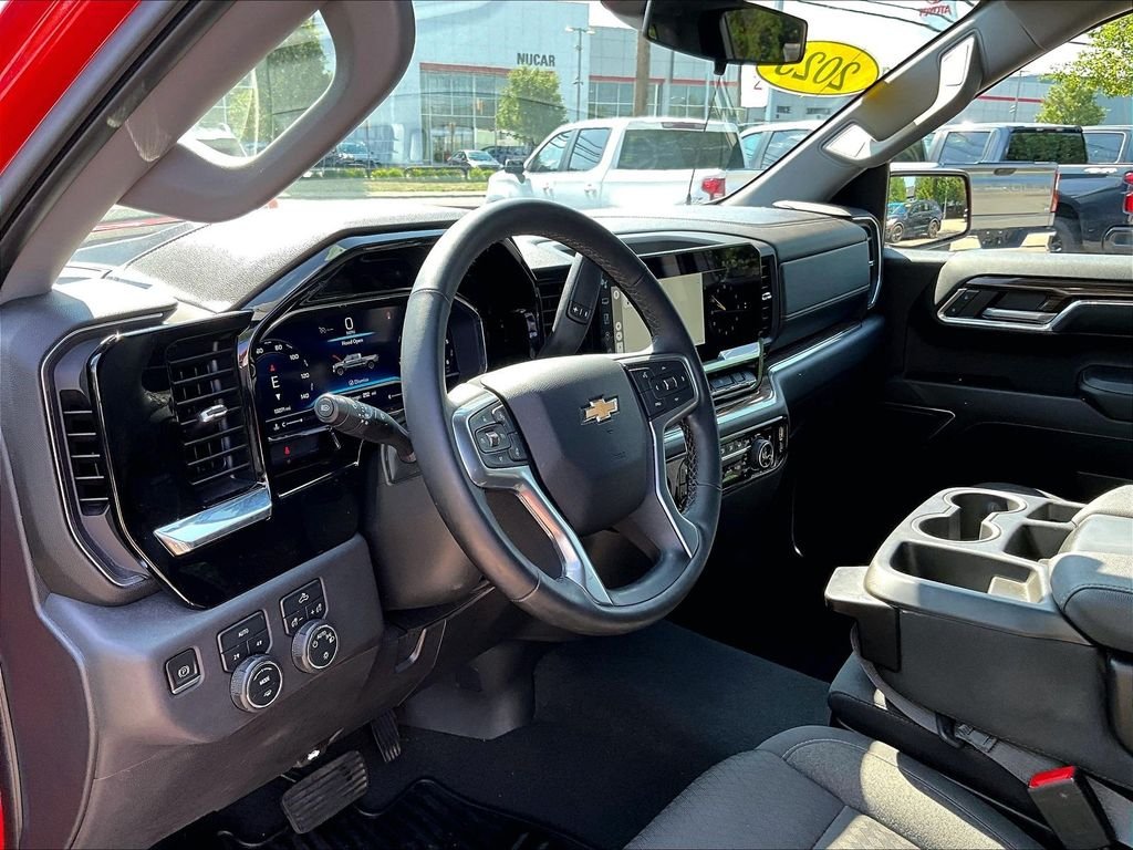 Used 2023 Red Chevrolet LT image 8