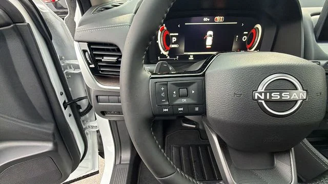 New 2026 Everest White Pearl TriCoat Nissan Platinum image 27