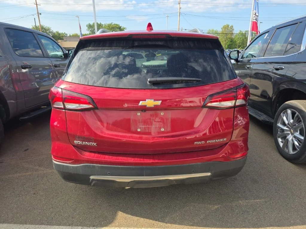 Used 2023 Red Chevrolet Premier image 8