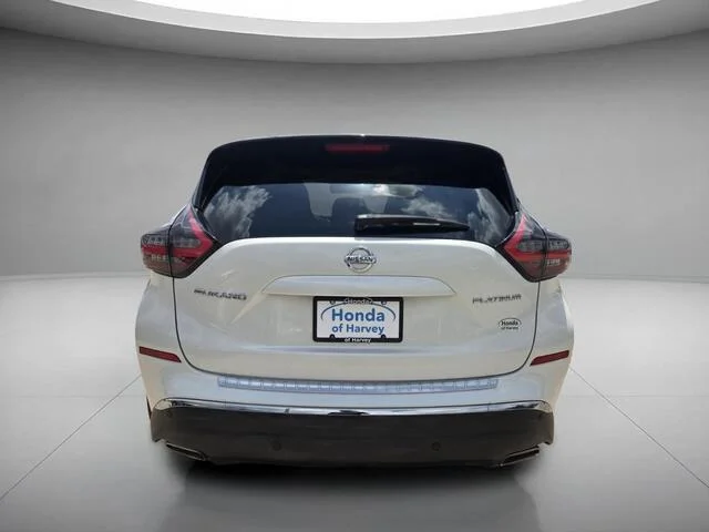 Used 2019 Pearl White Tricoat Nissan Platinum image 4