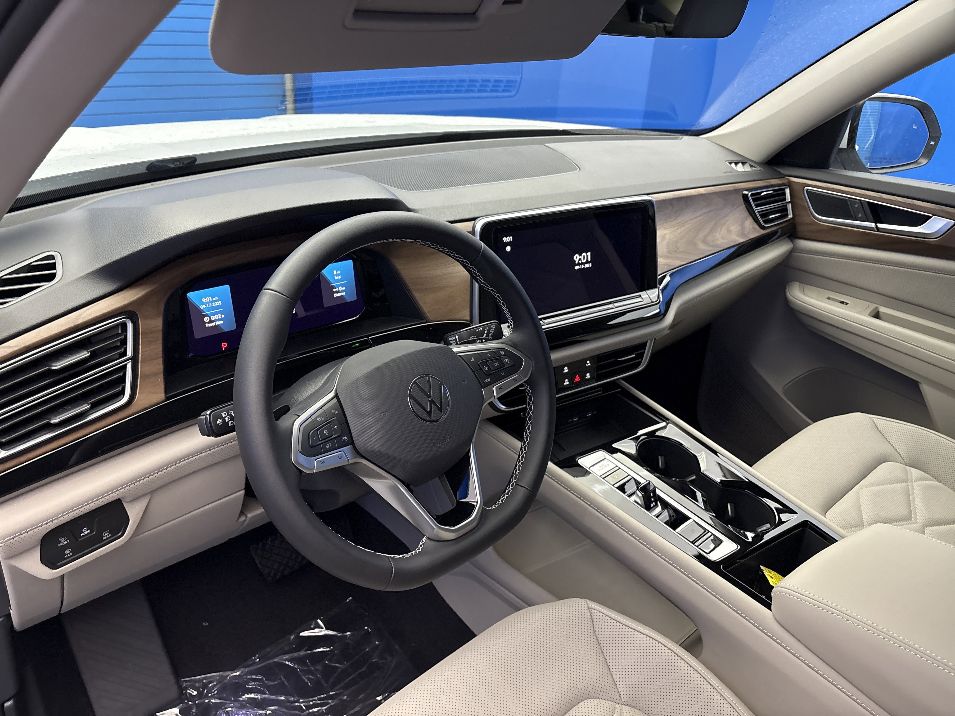 2026 Volkswagen Atlas SE w/Tech - Photo 11