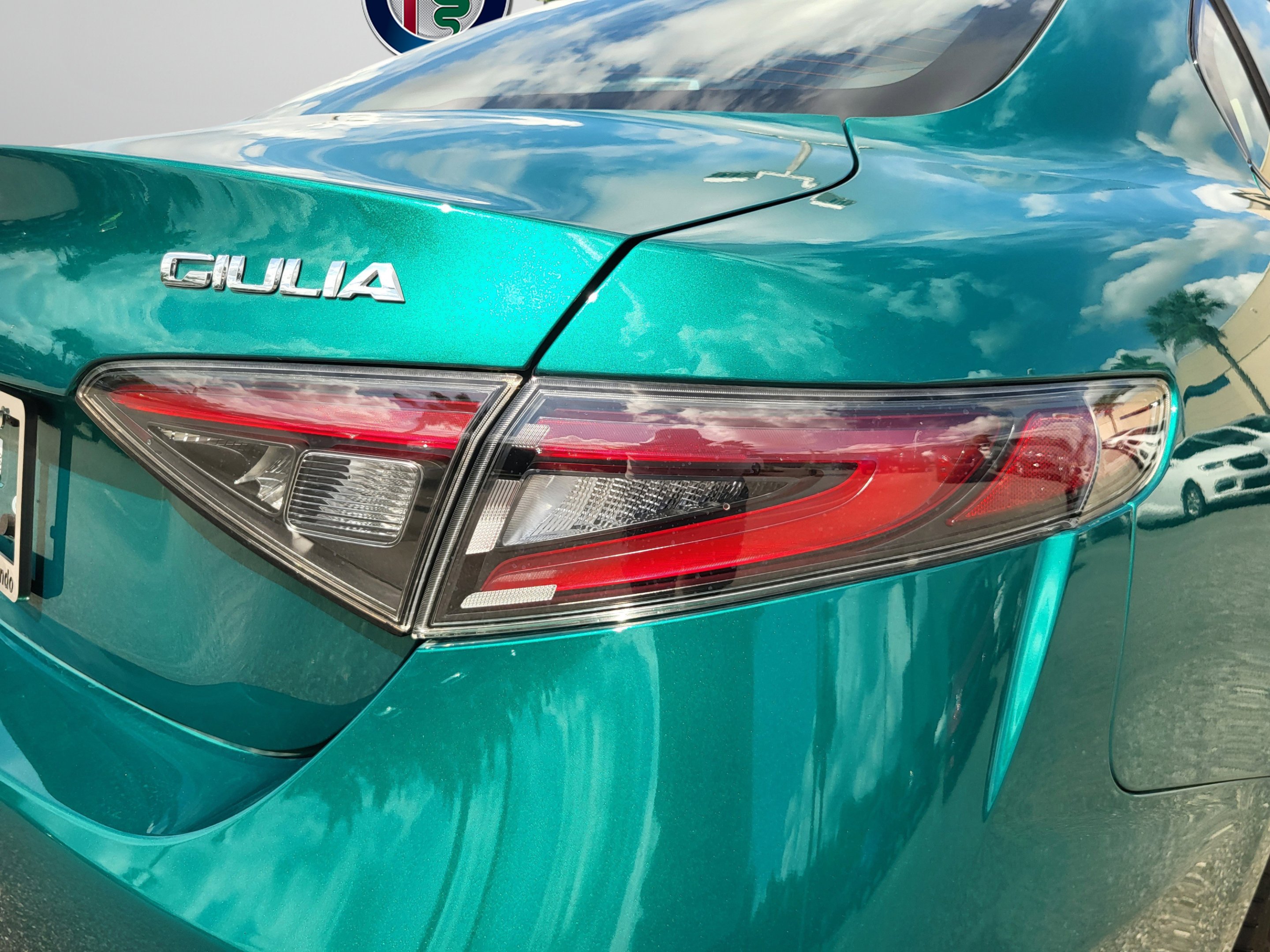 New 2025 Verde Fangio Metallic Alfa Romeo Intensa image 19