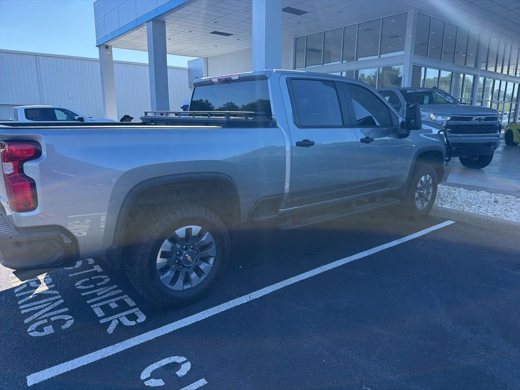 Used 2024 Gray Chevrolet Custom image 6