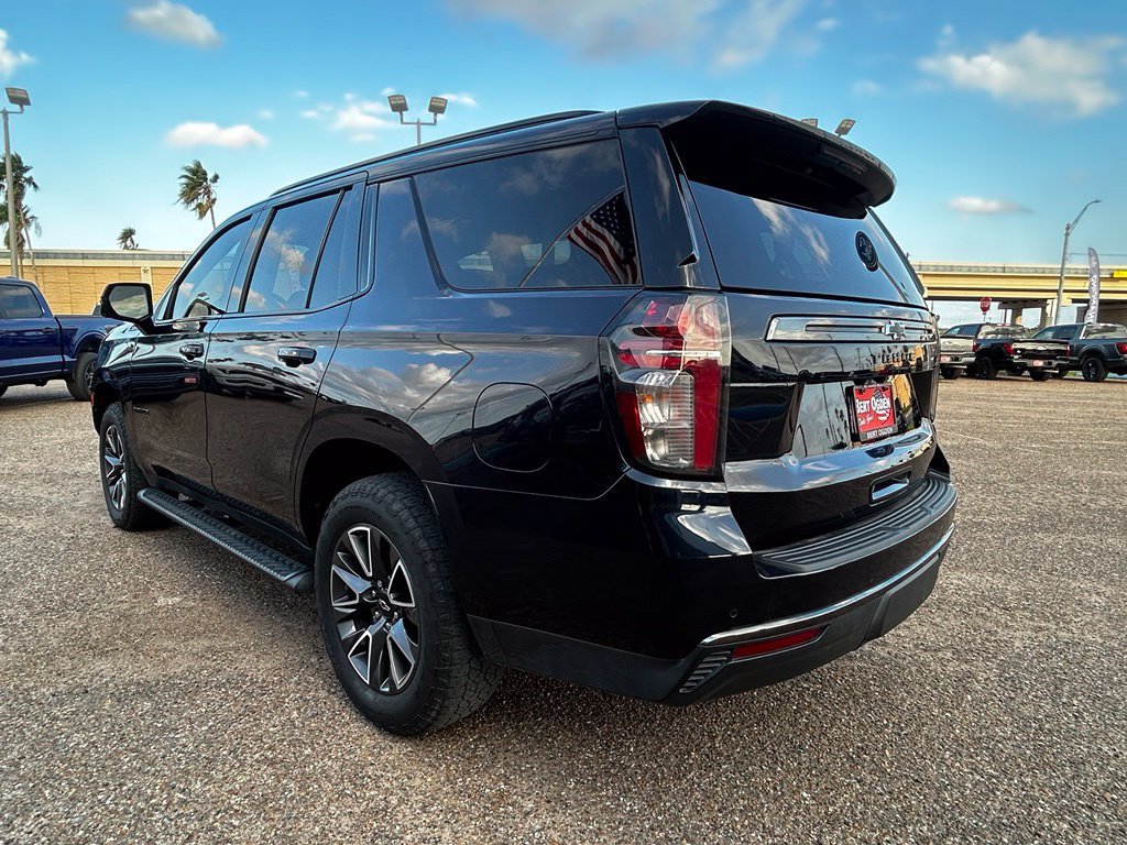 Used 2022 Blue Chevrolet Z71 image 4