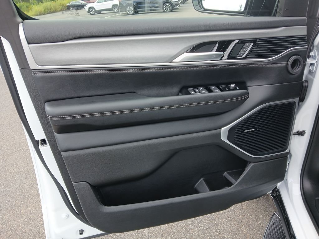 New 2026 Bright White Clearcoat Jeep  image 11