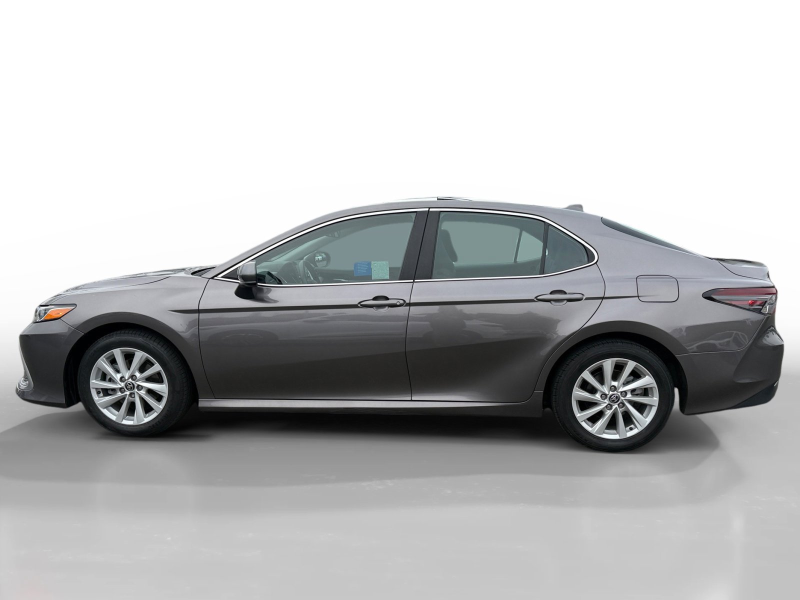 Used 2024 Predawn Gray Mica Toyota LE image 2