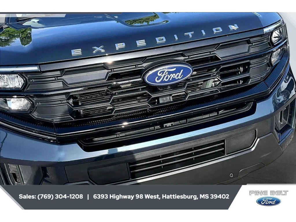 Used 2025 Stone Blue Metallic Ford Active image 22