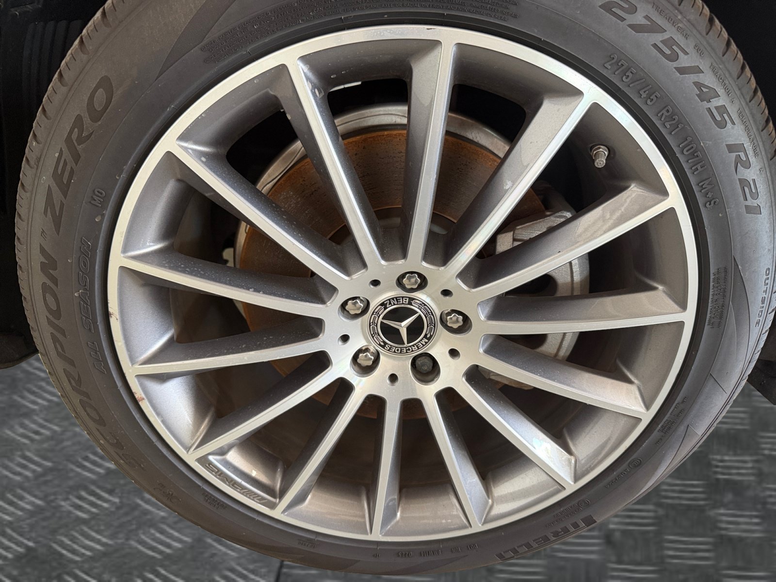 Certified Used 2022 Black Mercedes-Benz GLE 450 image 9