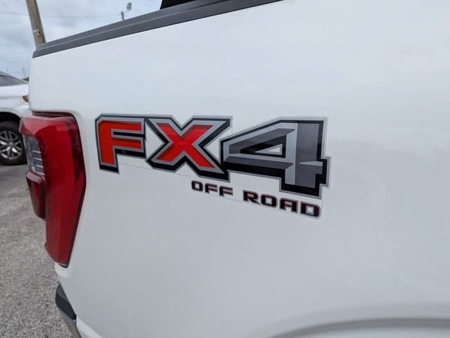Used 2021 White Ford Lariat image 13