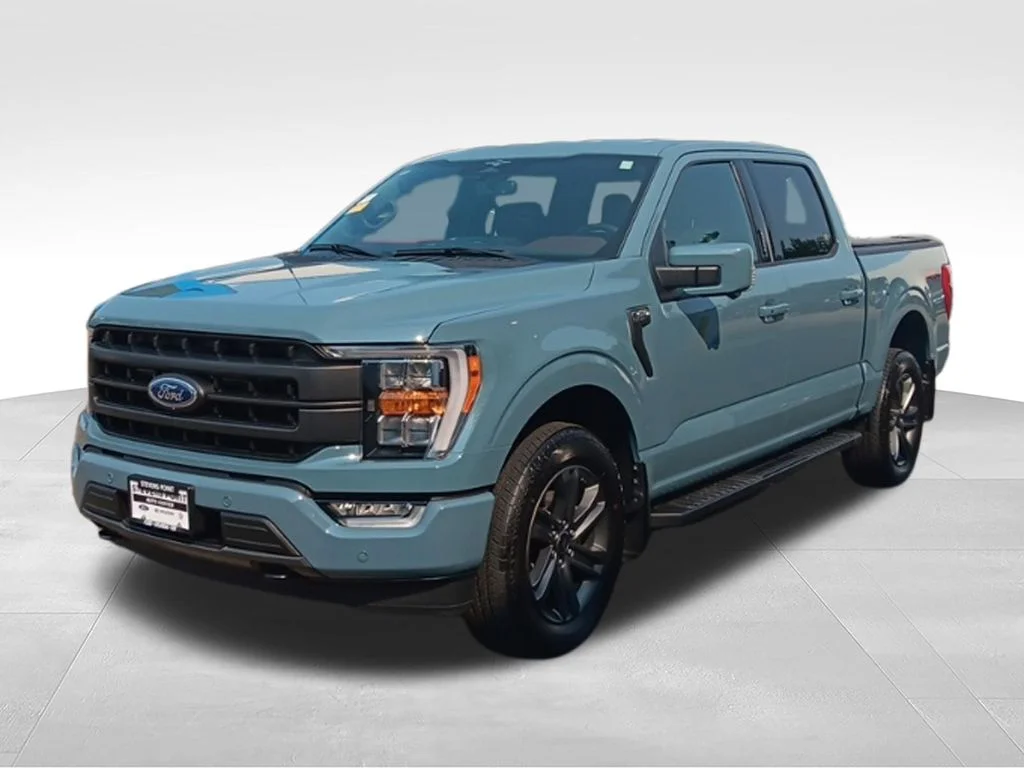 Used 2023 Blue Ford Lariat image 3
